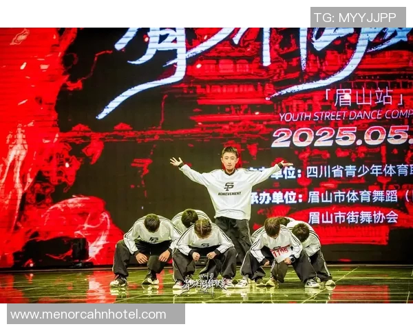 重庆街舞队在全国街舞比赛中荣获第七名的精彩表现与经验分享 重庆街舞队在全国街舞比赛中荣获第七名的精彩表现与经验分享