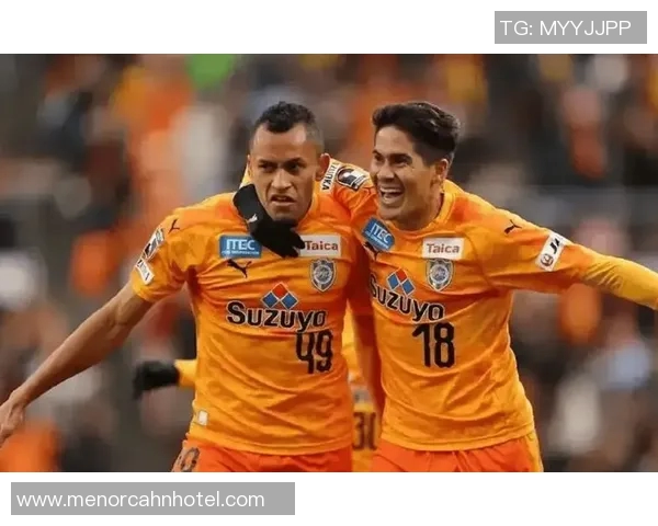 清水鼓动与晃冈萨的激烈对决揭示了日本足球的竞争魅力与战术智慧